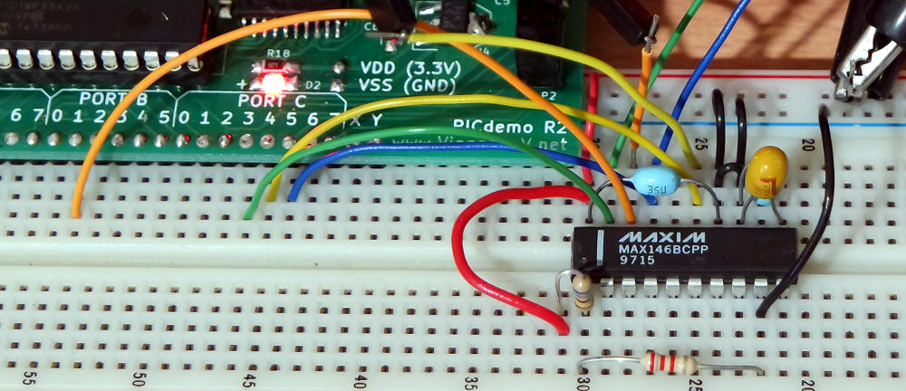 MAX146 e PIC18F25K20