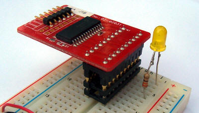 Un LED connesso ad un debug header